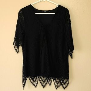 BKE Boutique Black Top L